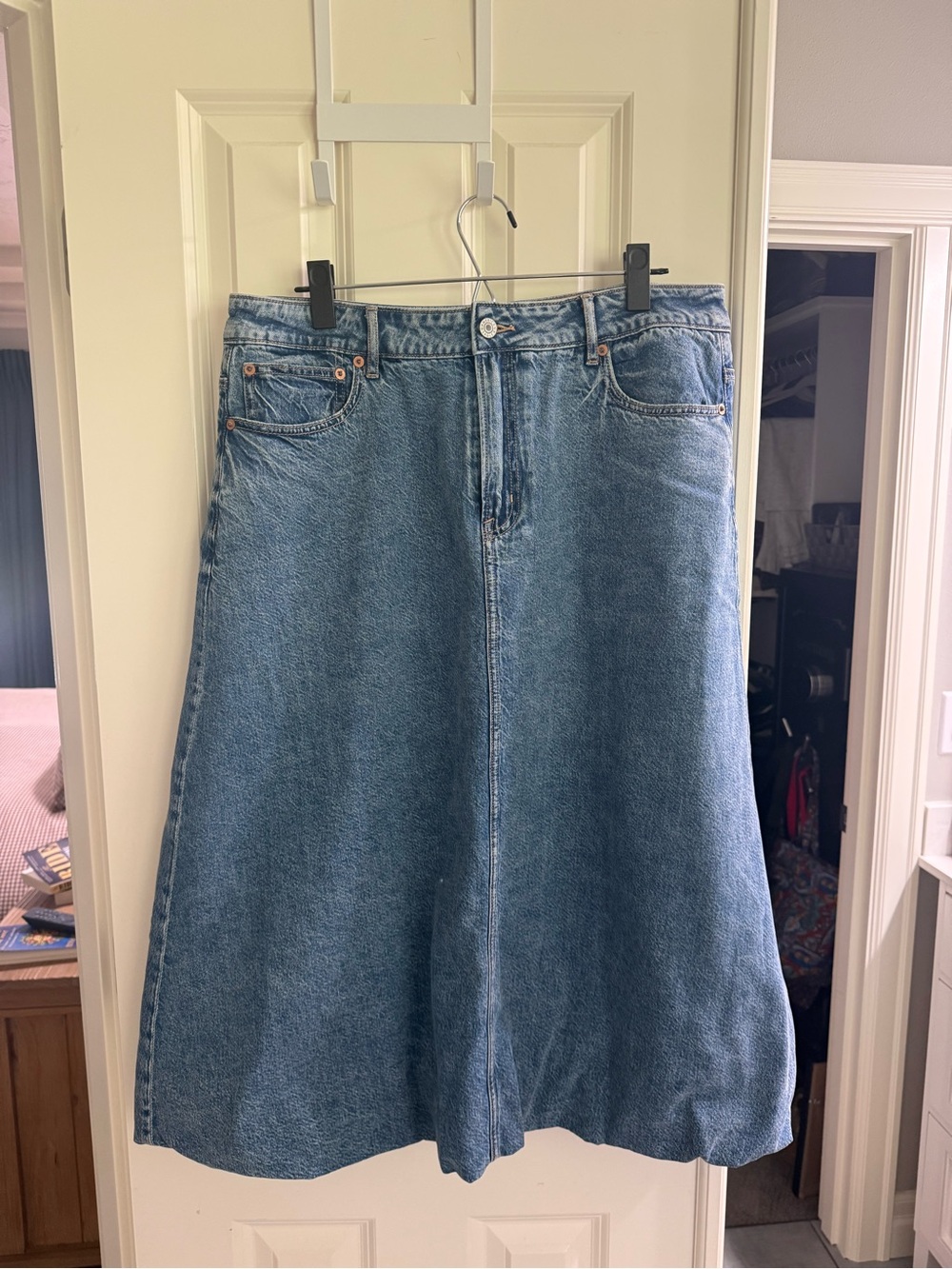American Eagle Outfitters Light Blue Denim Midi Bubble Skirt